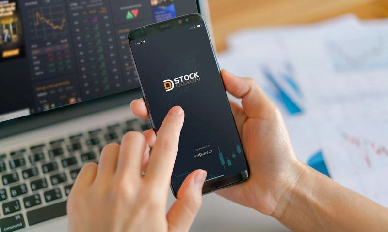 Ứng dụng VNDirect Mobile App giao diện hiện đại, trực quan, dễ sử dụng