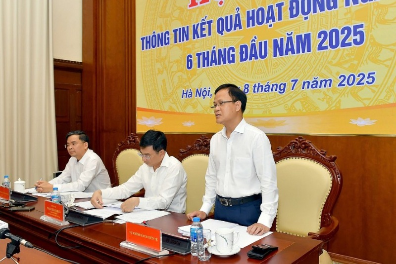 Chuyên gia Việt Nam họp bàn về giá trị và sự ổn định đồng VND