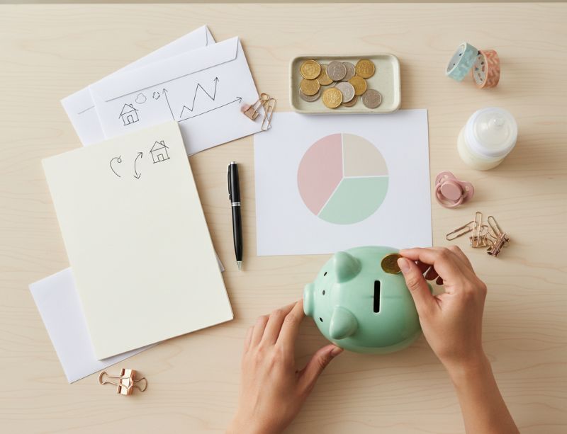 Mẹ bỉm sữa sắp xếp đồ tiết kiệm và ngân sách gia đình