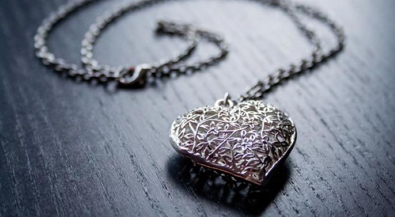 Lợi ích mua bạc ngoài kiêng kỵ